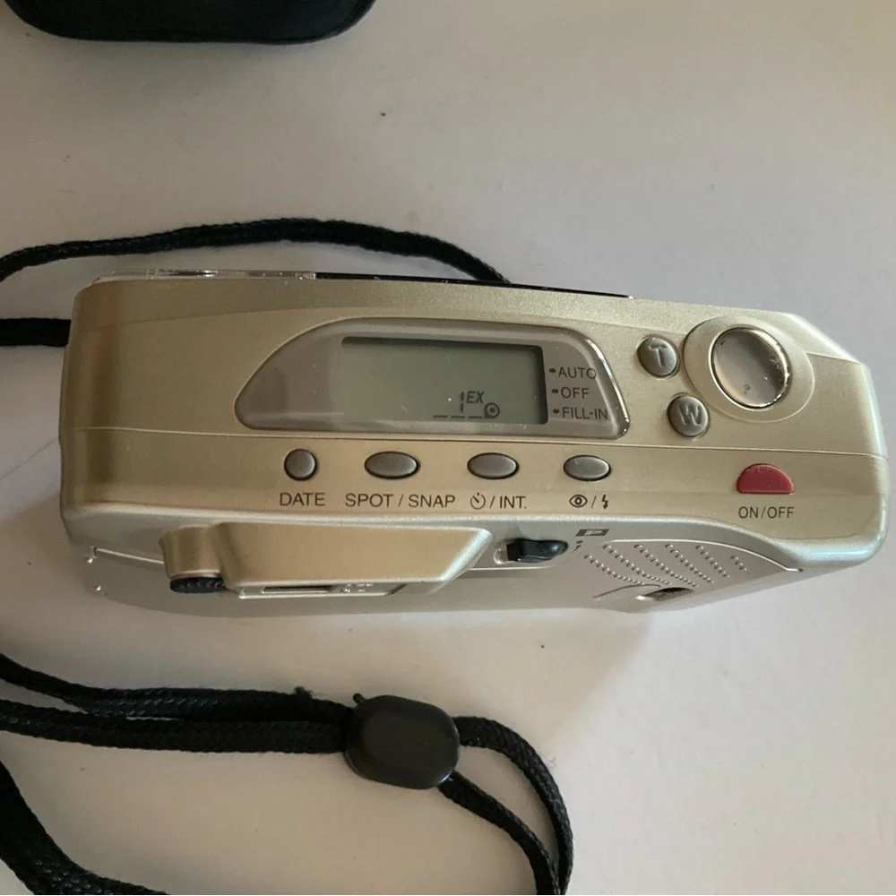 Samsung Evoca 140S Quartz Date 2000 Millenium Camera